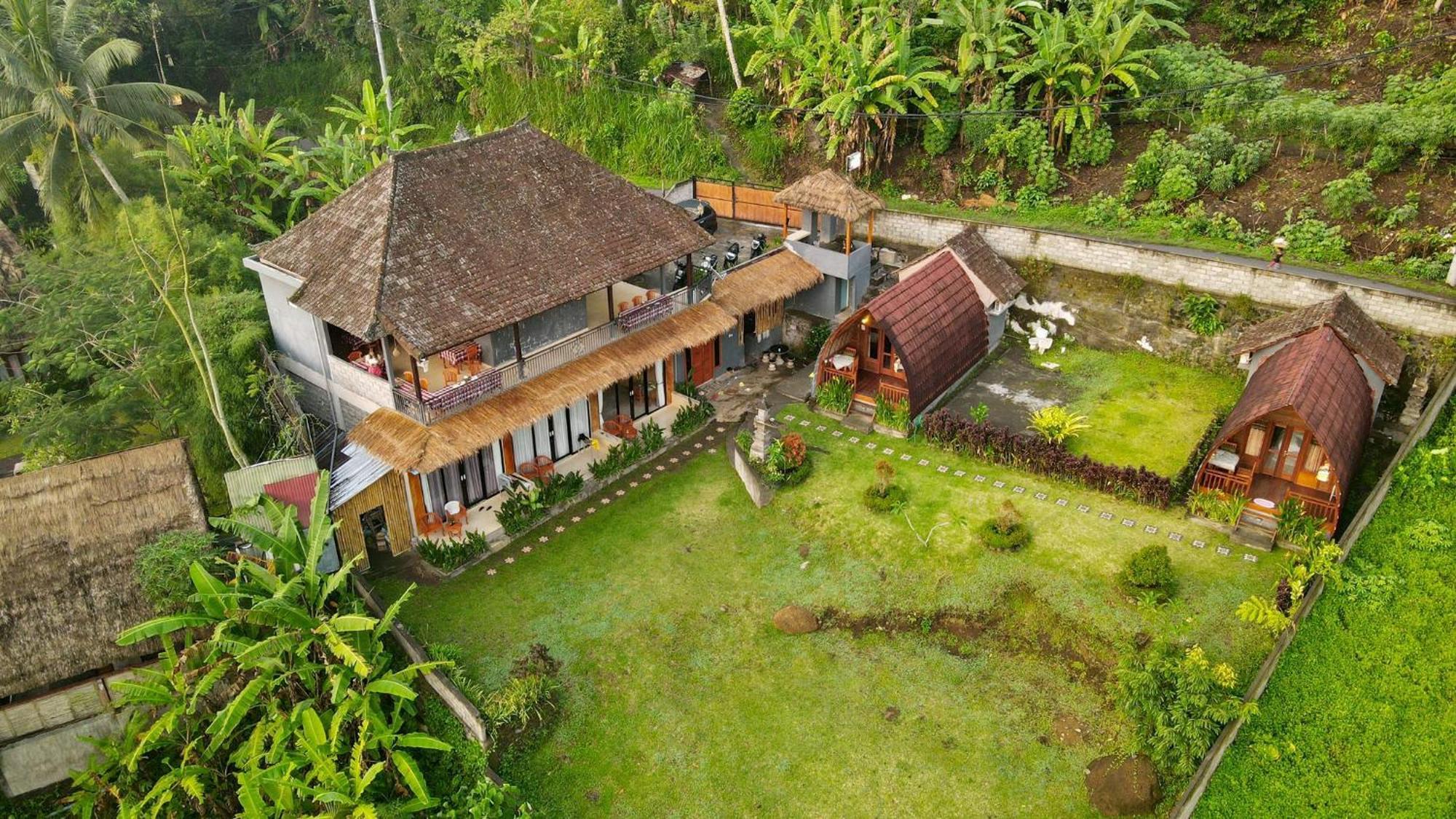 Villa Lumbung Ayu Sari & Spa การางาเซ็ม ภายนอก รูปภาพ